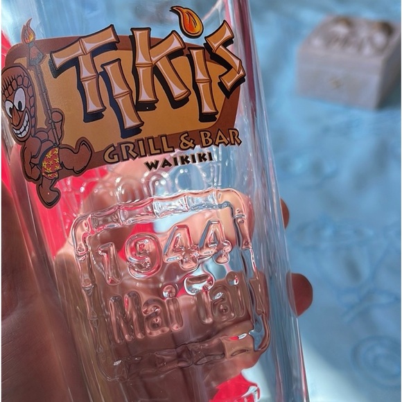 Two unused  Tiki Glass Cups - Picture 9 of 9
